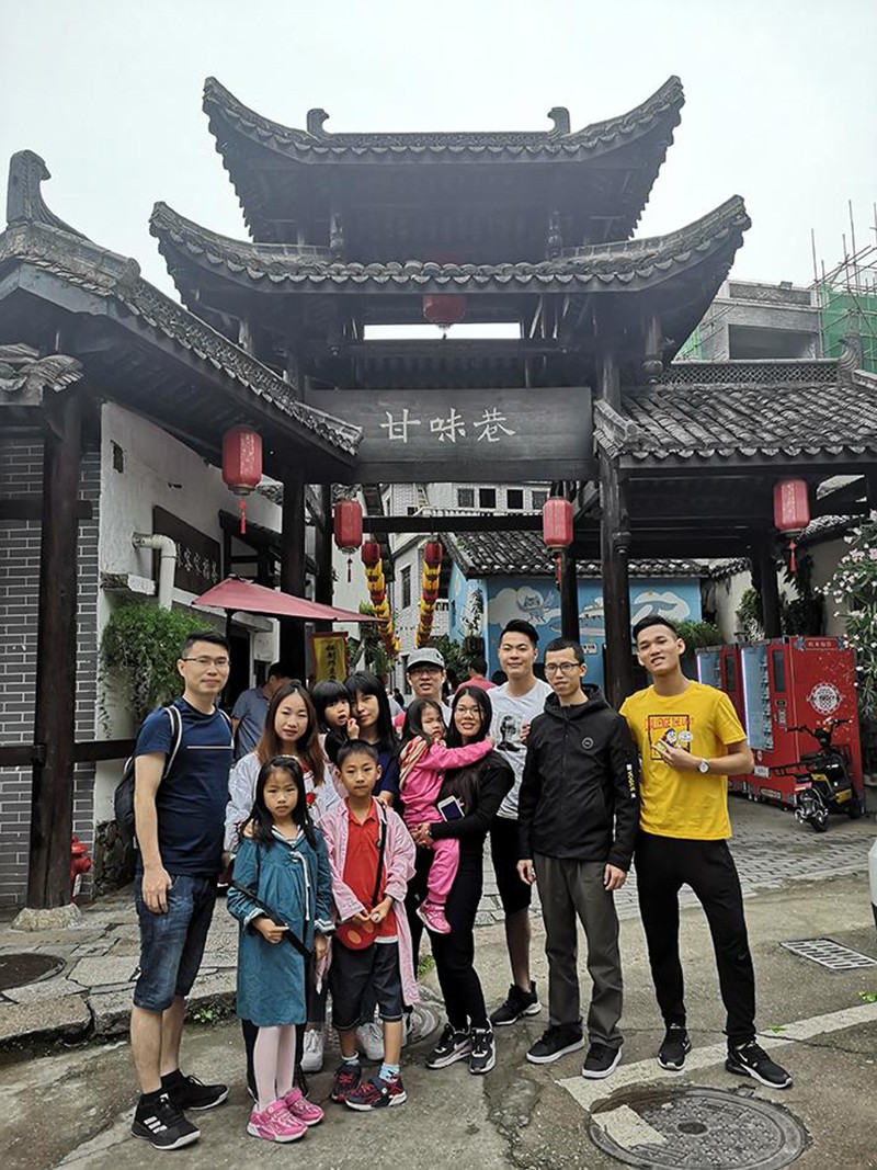 广东一固活动隔断制品有限公司